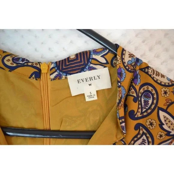 Everly Anthro Women's Small Gold Fit & Flare Long Sleeve Paisley Print Dress - Picture 8 of 16